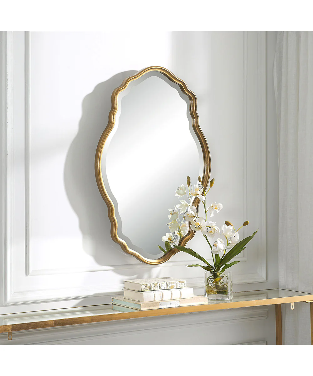 22x33" Wall Mirror in Gold with an Amber Glaze - Image 3