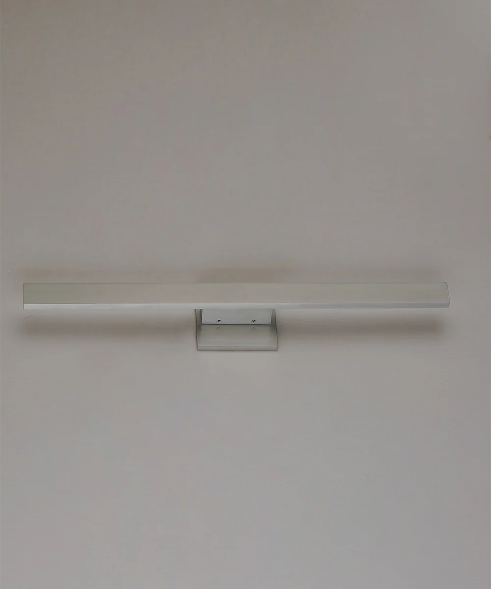 Alumilux: Line 24 inch LED Outdoor Wall Sconce Satin Aluminum - Image 3