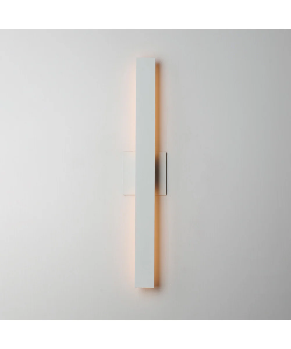 Alumilux Line 5CCT 24 inch LED Outdoor Wall Sconce White - Image 3