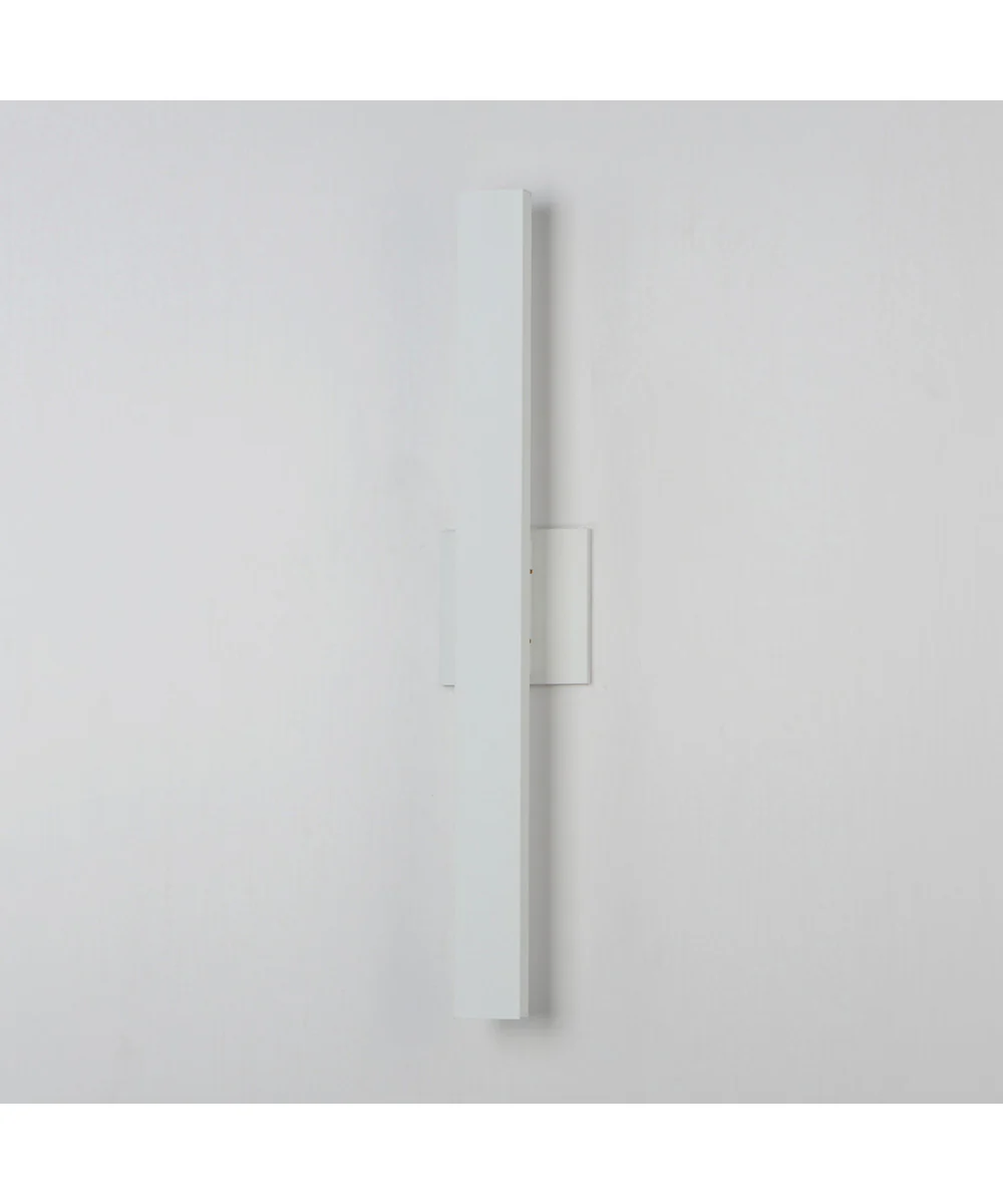 Alumilux Line 5CCT 24 inch LED Outdoor Wall Sconce White - Image 4