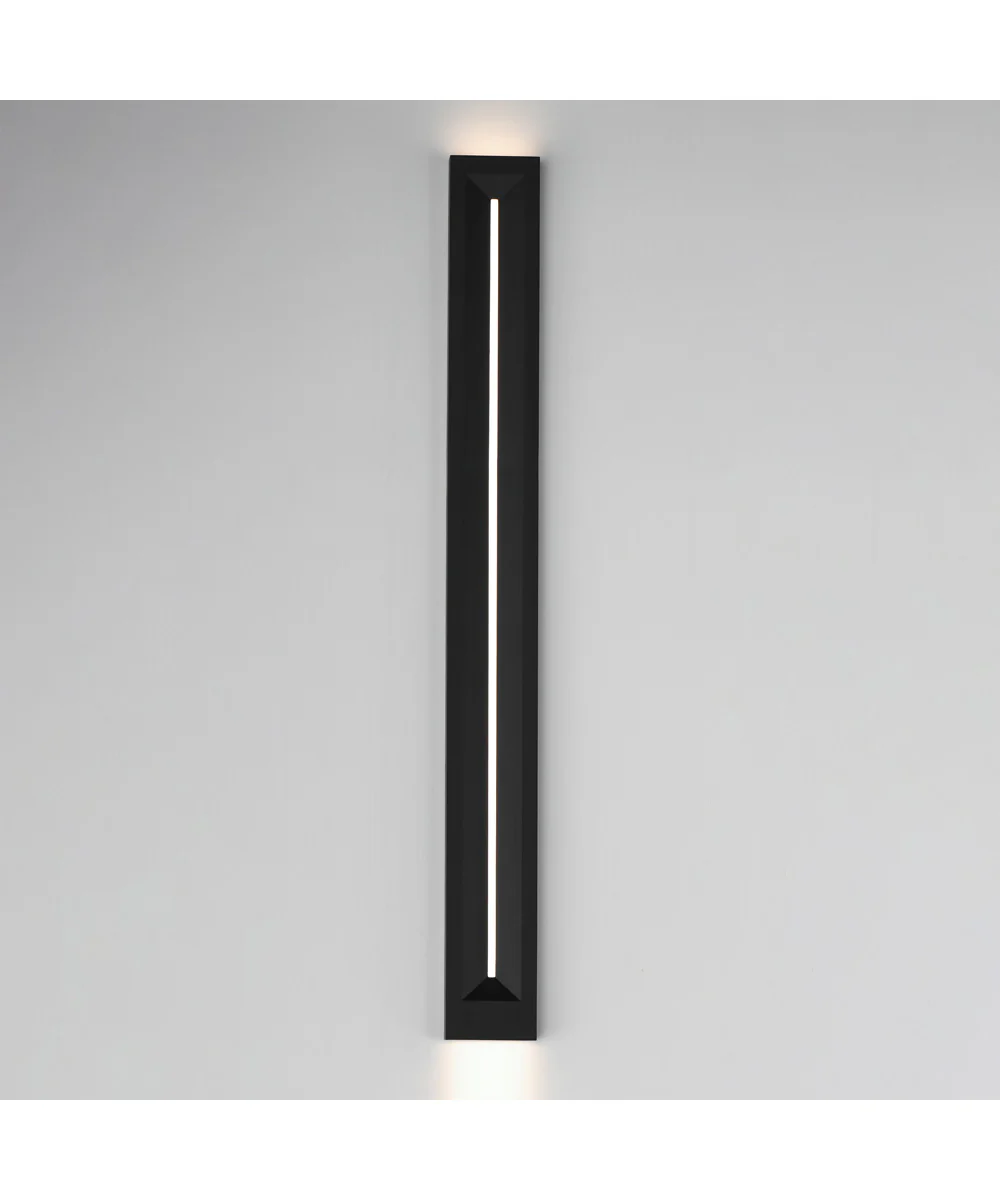 Fosso 47 inch LED Outdoor Wall Sconce - 5cct Black - Image 3