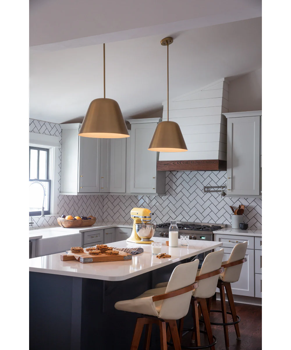 Madi 1-Light Large Pendant in Lacquered Brass - Image 2