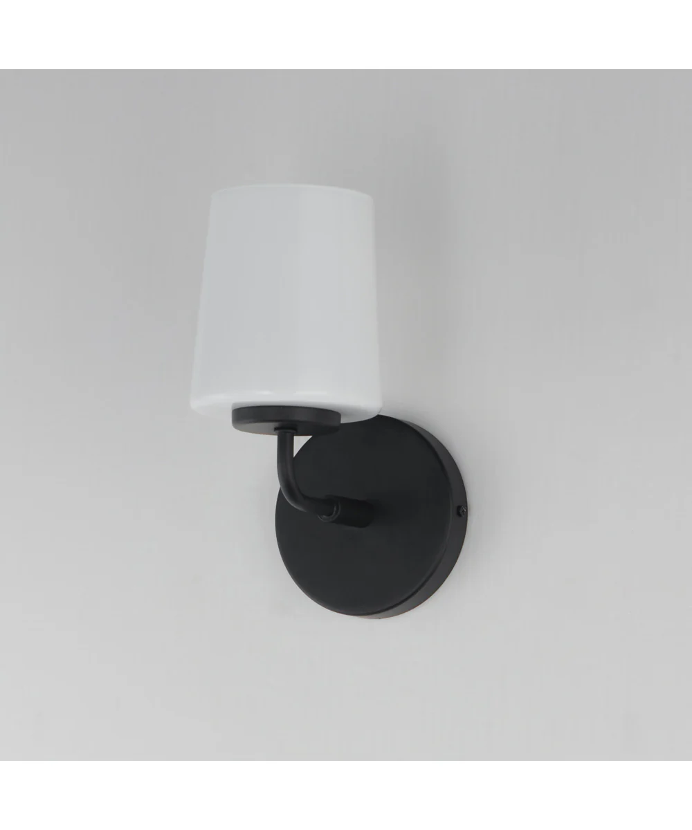 Durham 1-Light Wall Sconce Black - Image 4