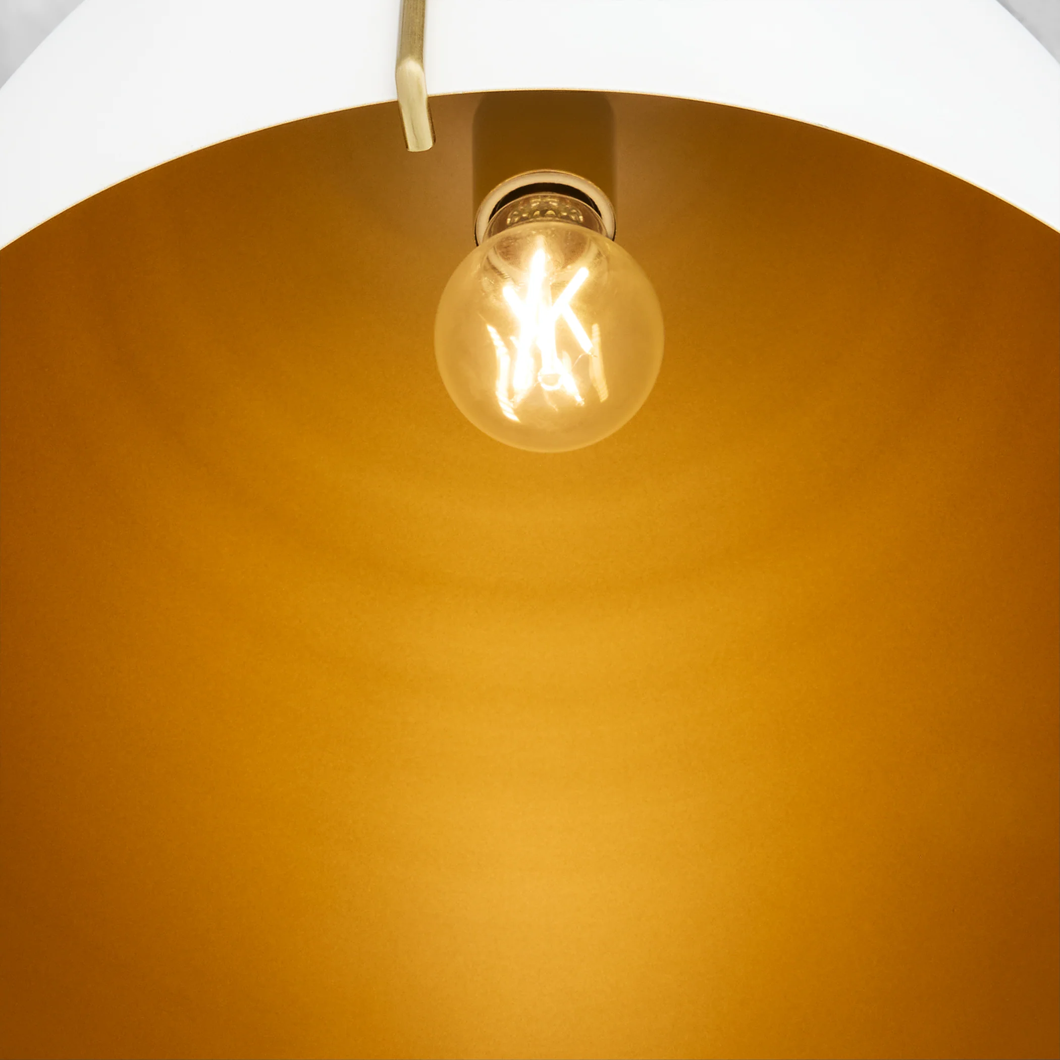 Jamie 1-light Pendant Studio White w/ Aged Brass - Image 4