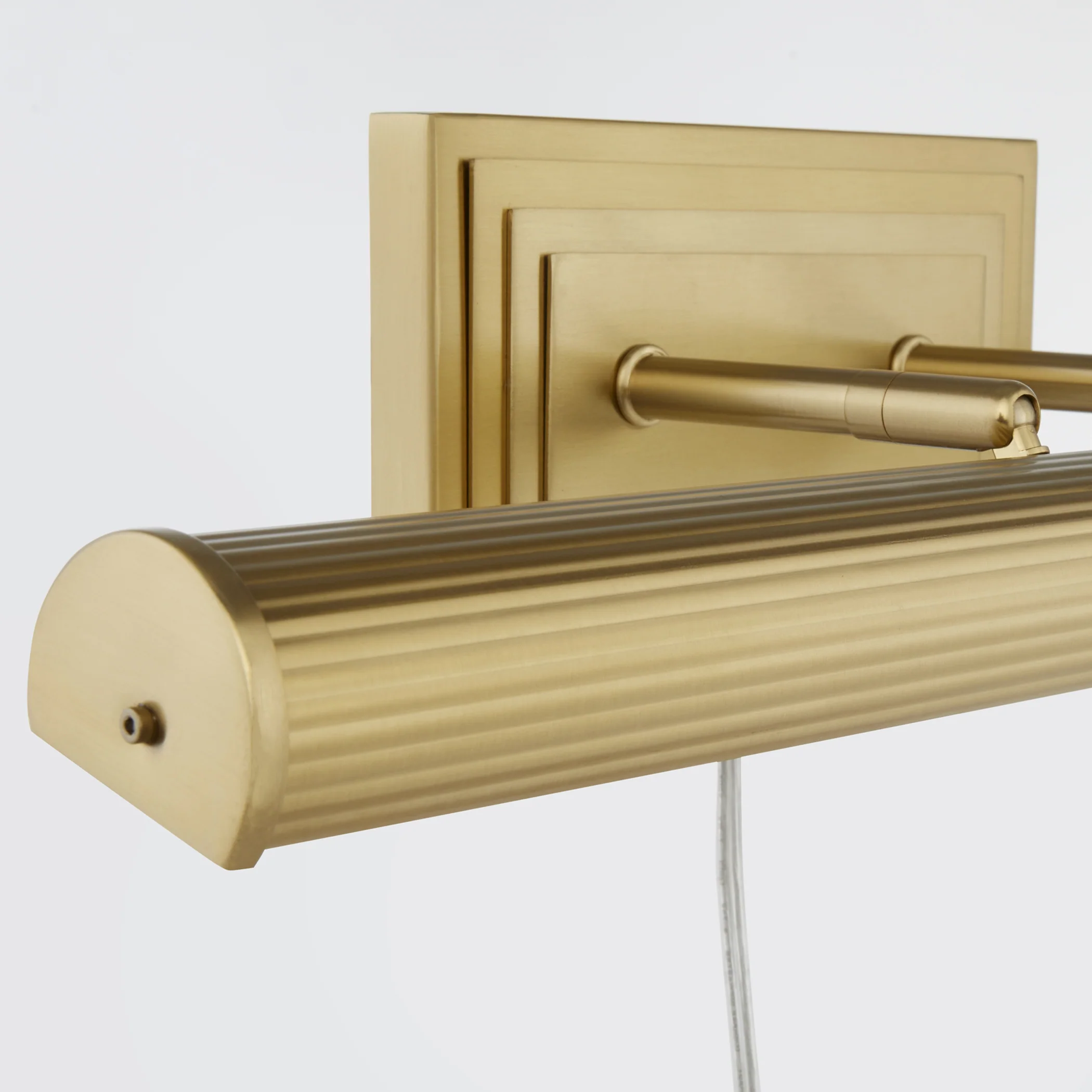 Sunset 2-light Wall Mount Light Fixture Aged Brass - Image 3