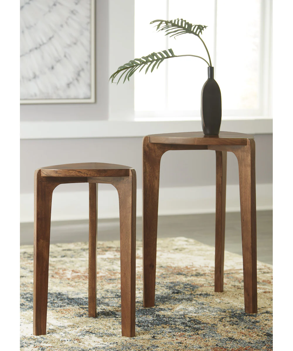 Brynnleigh Accent Table Set Set of 2 Medium Brown - Image 2
