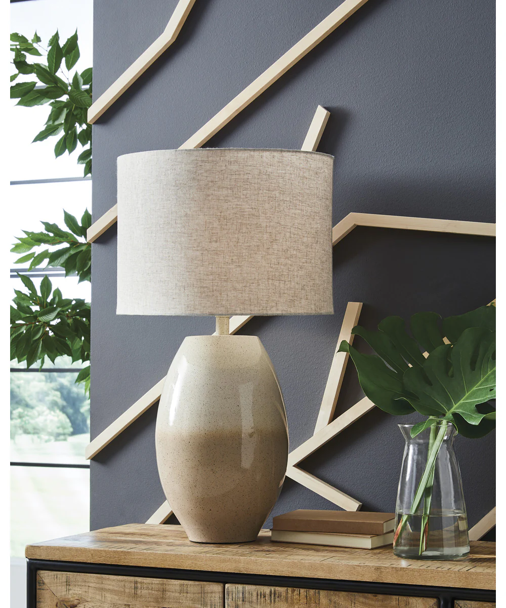 Linas Metal Table Lamp Cream/Beige - Image 2