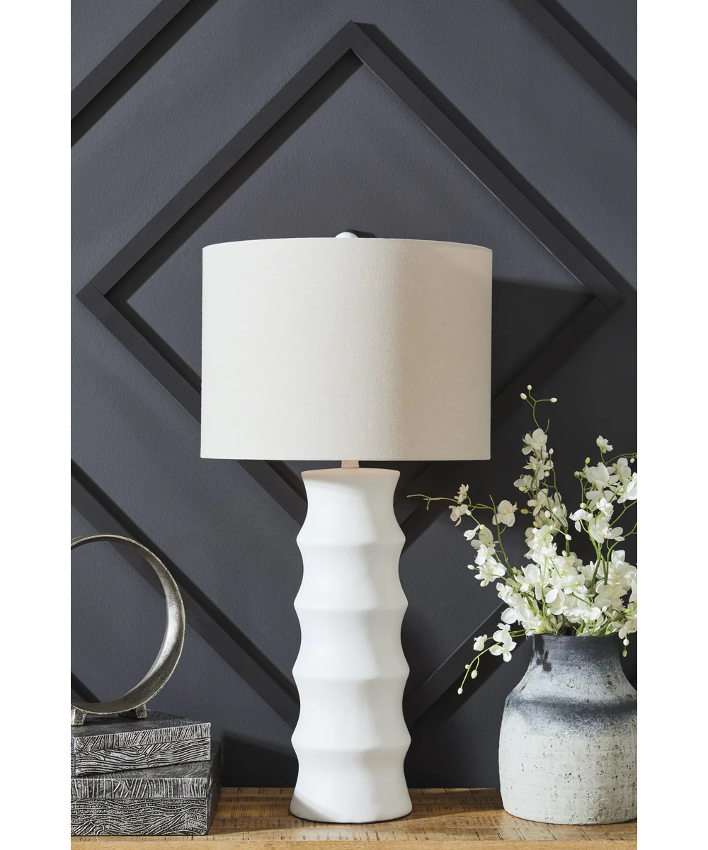 Veraleigh Poly Table Lamp White - Image 2