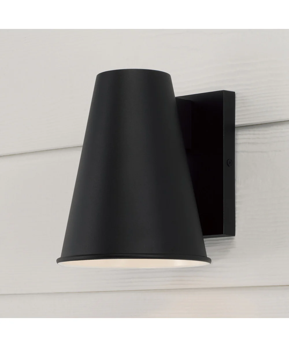 Yardley 1-Light Outdoor Wall-Lantern Black - Image 2