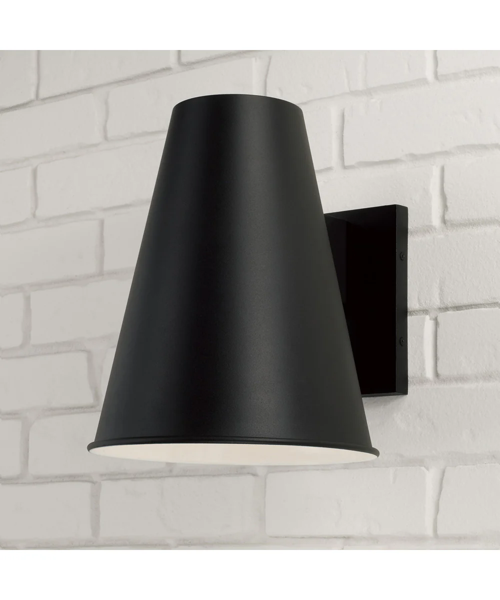 Yardley 1-Light Outdoor Wall-Lantern Black - Image 2